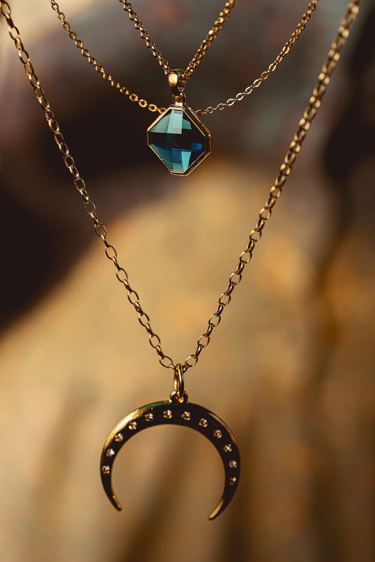 Green emerald necklace and gemstones